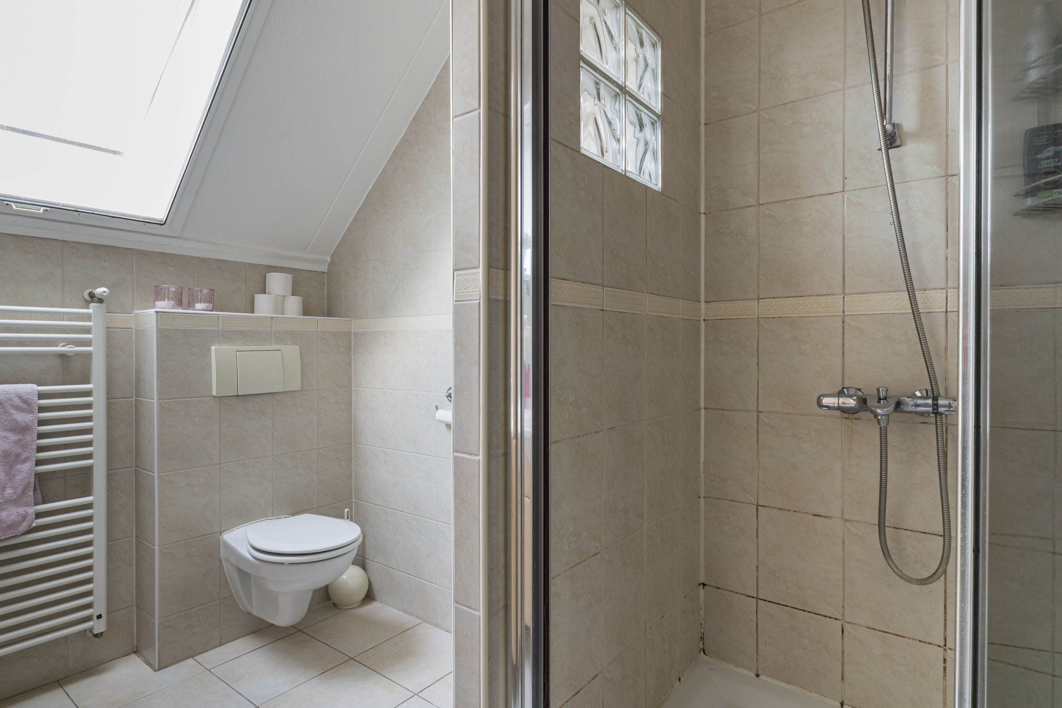 Foto 30 van Walstro 70