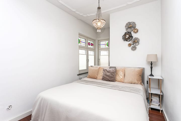 Photo 15 of Julianastraat 45