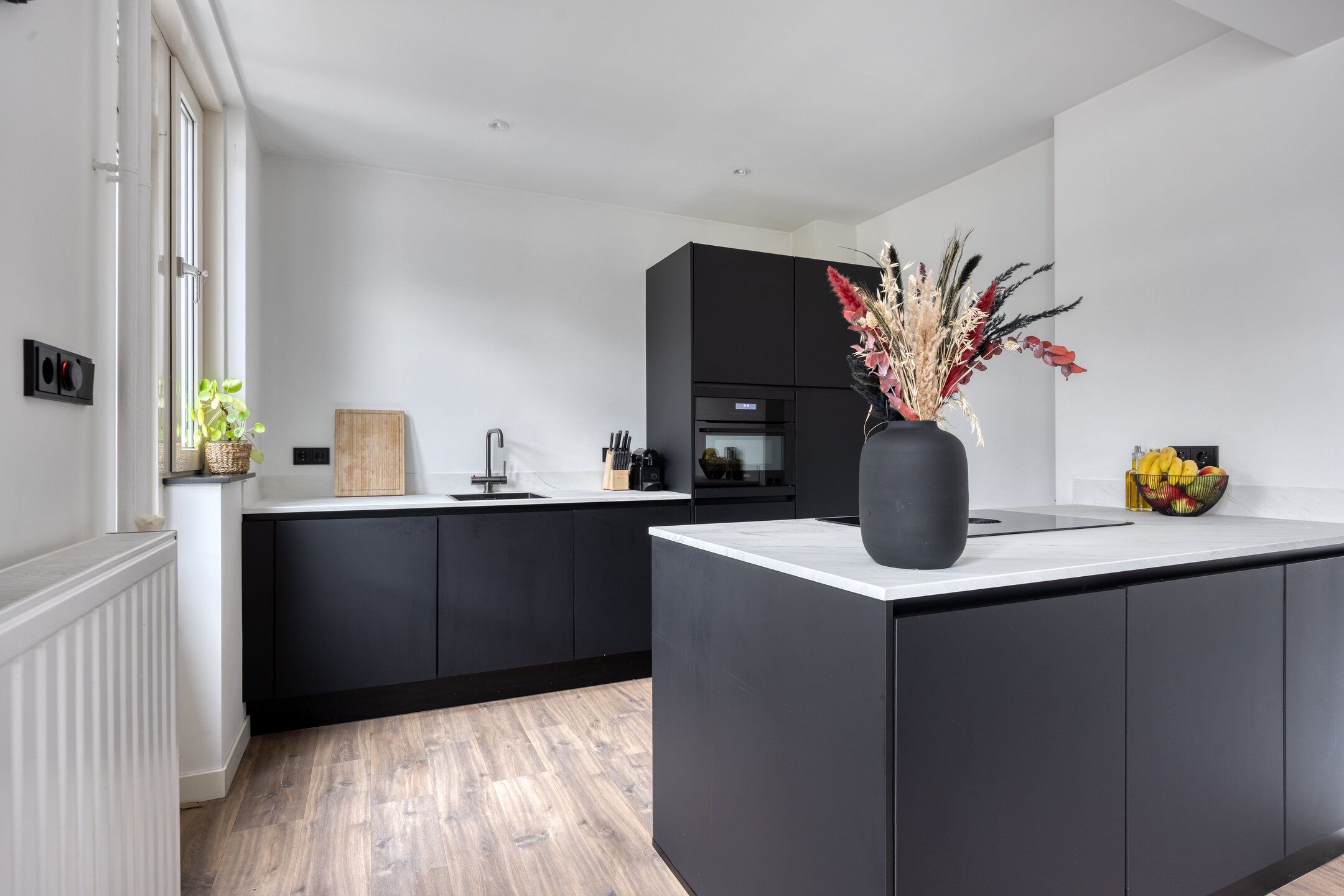 Foto 15 van Leliestraat 9