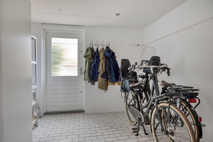 Foto 25 van Leliestraat 9