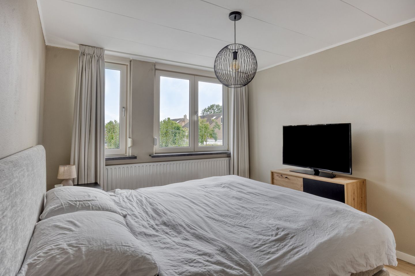 Foto 29 van Leliestraat 9