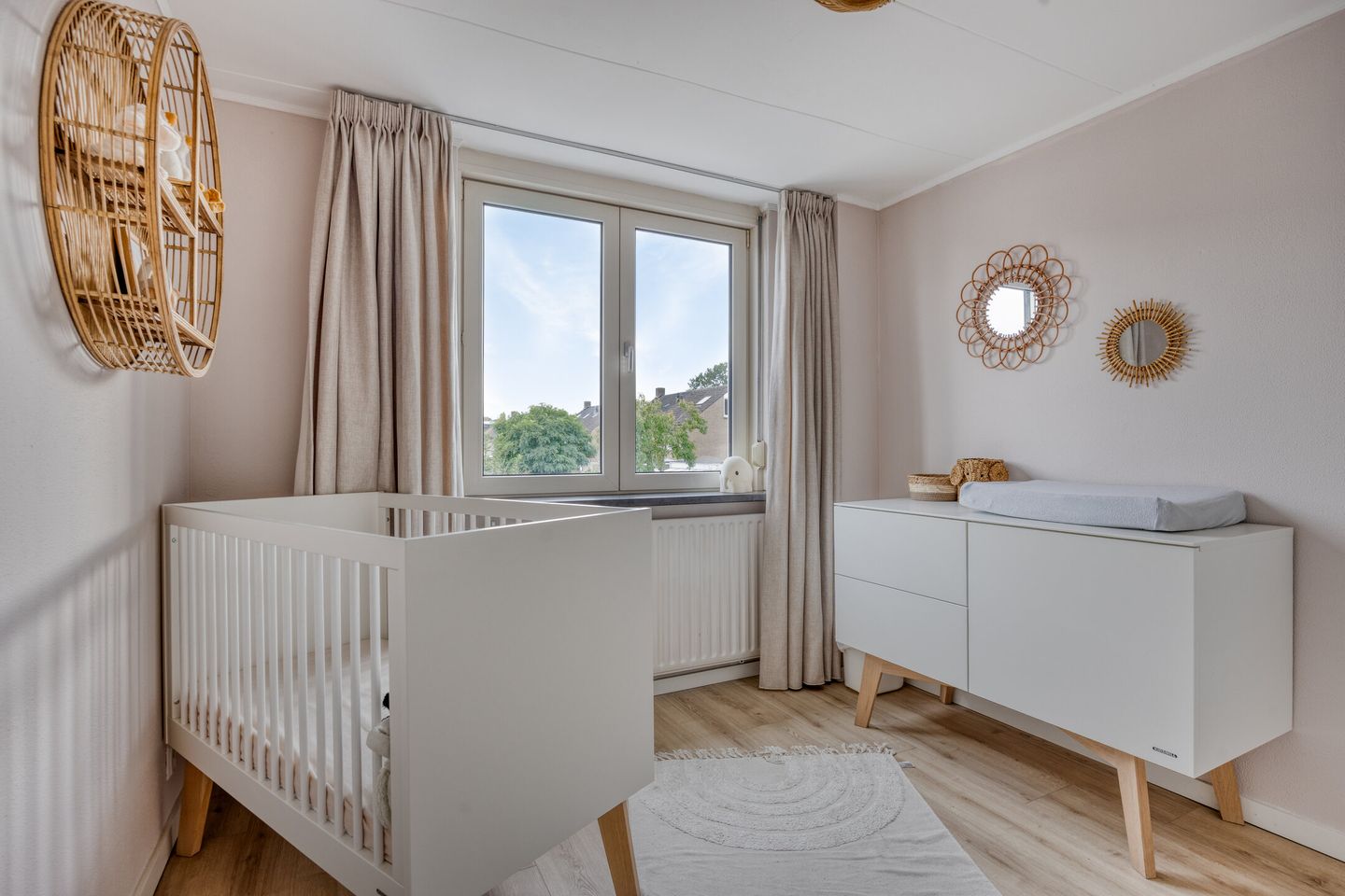 Foto 35 van Leliestraat 9