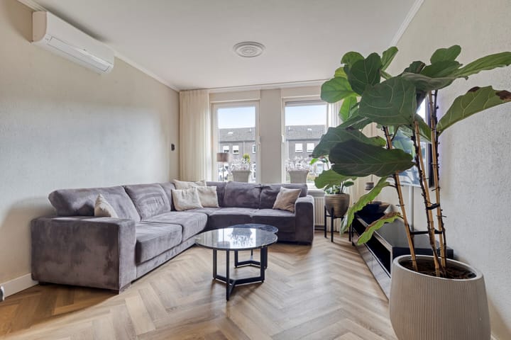 Foto 9 van Varenhof 37