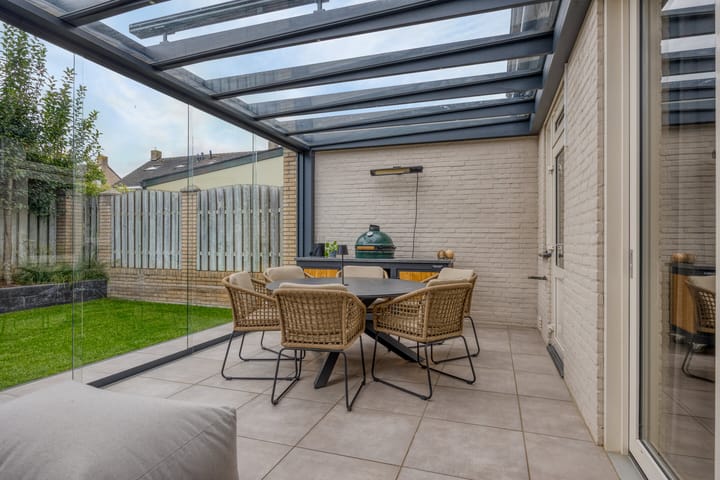 Foto 39 van Leliestraat 9