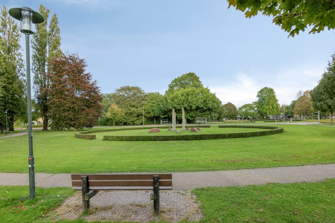 Foto 46 van Leliestraat 9