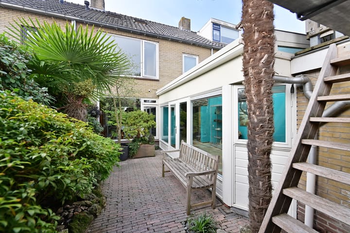 Photo 3 of Leeuwerikweg 8