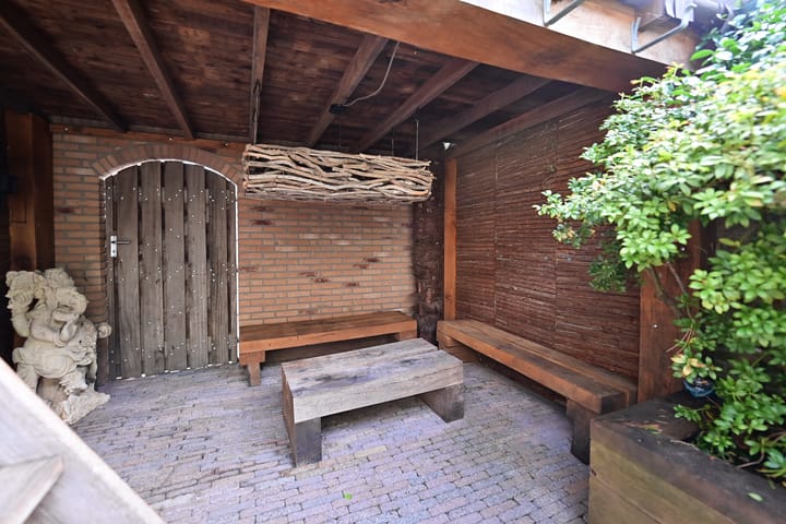 Photo 4 of Leeuwerikweg 8