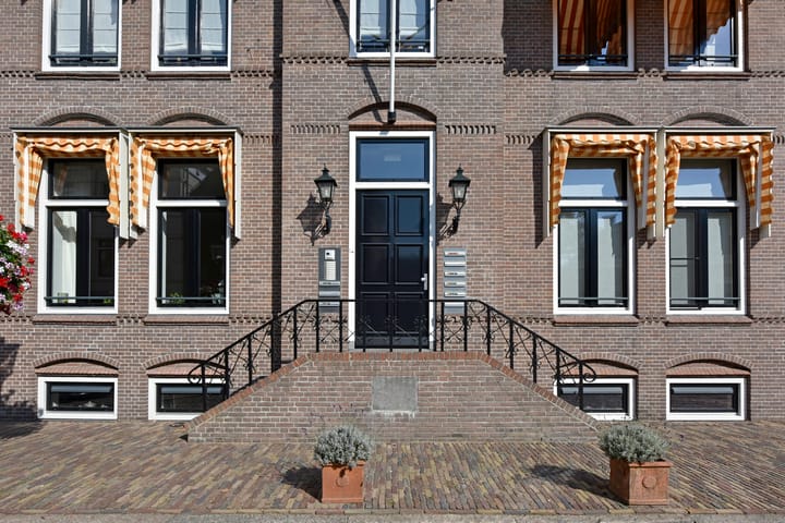 Foto 29 van Klooster Leuterstraat 31-09