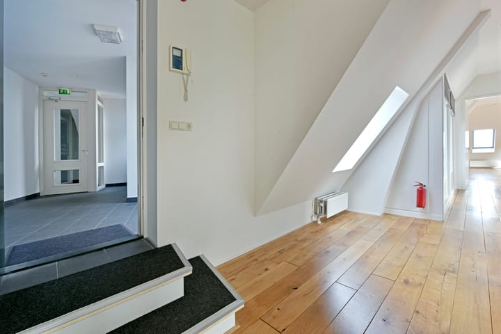 Foto 20 van Klooster Leuterstraat 31-09