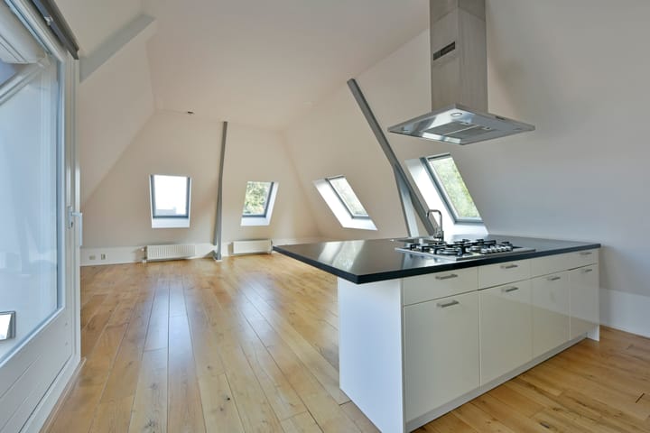 Foto 7 van Klooster Leuterstraat 31-09