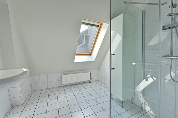 Foto 19 van Klooster Leuterstraat 31-09