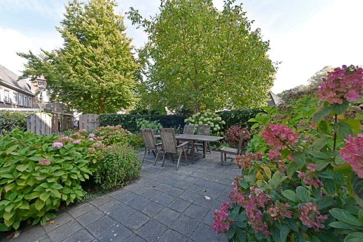 Foto 28 van Klooster Leuterstraat 31-09