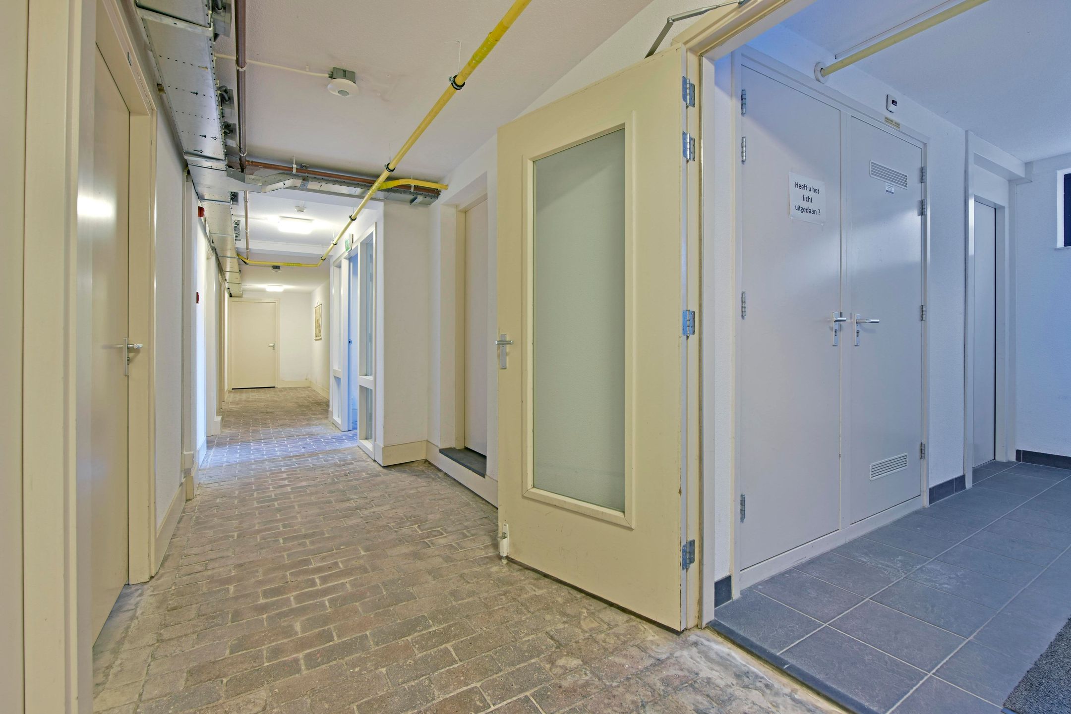 Foto 24 van Klooster Leuterstraat 31-09