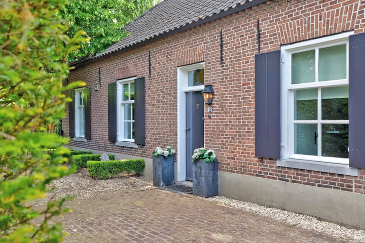 Foto 8 van Schaijksestraat 13