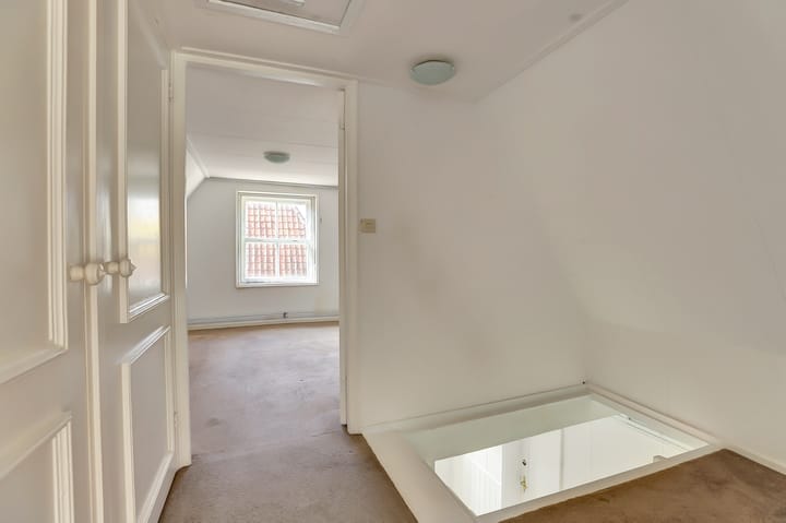 Photo 16 of Karremanstraat 19