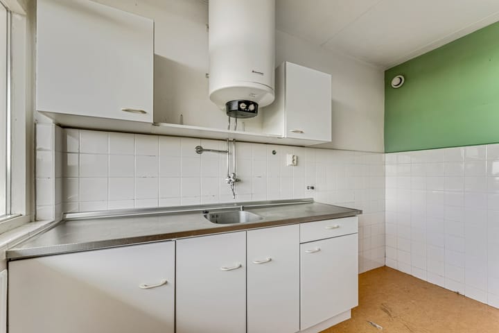 Photo 11 of Troelstraweg 93