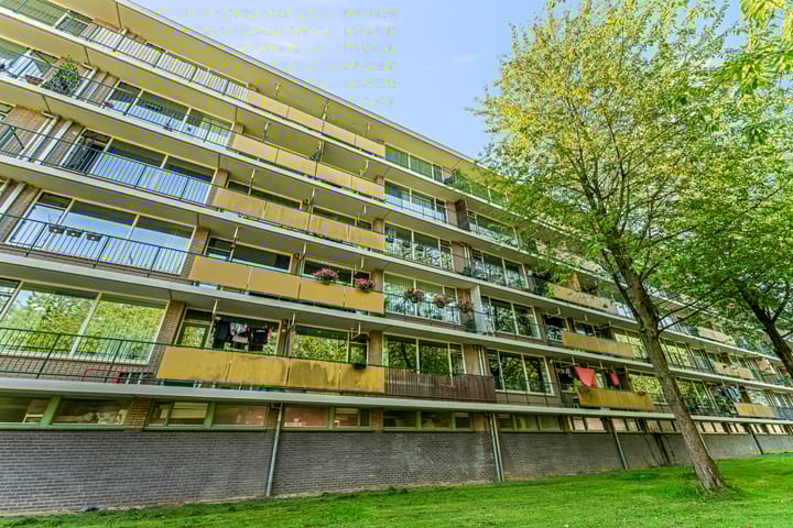 Photo 30 of Troelstraweg 93