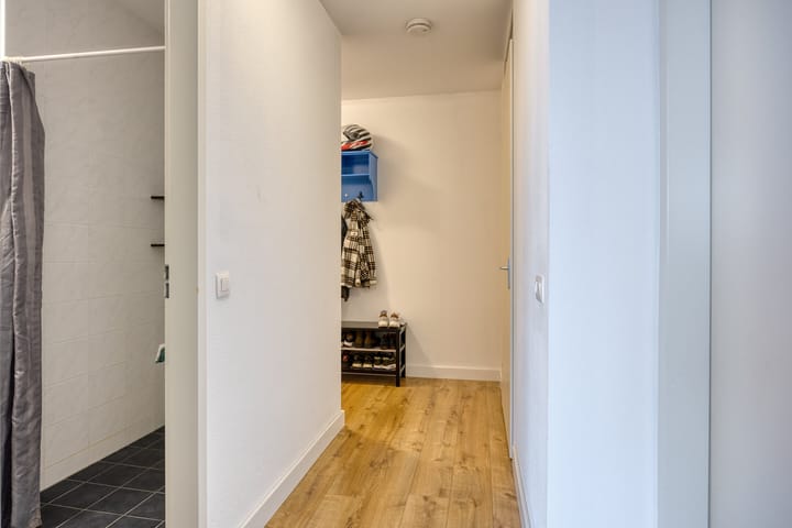 Foto 10 van Kerkeind 13-D