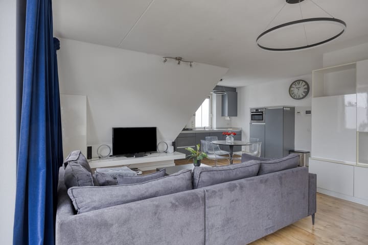 Foto 23 van Kerkeind 13-D