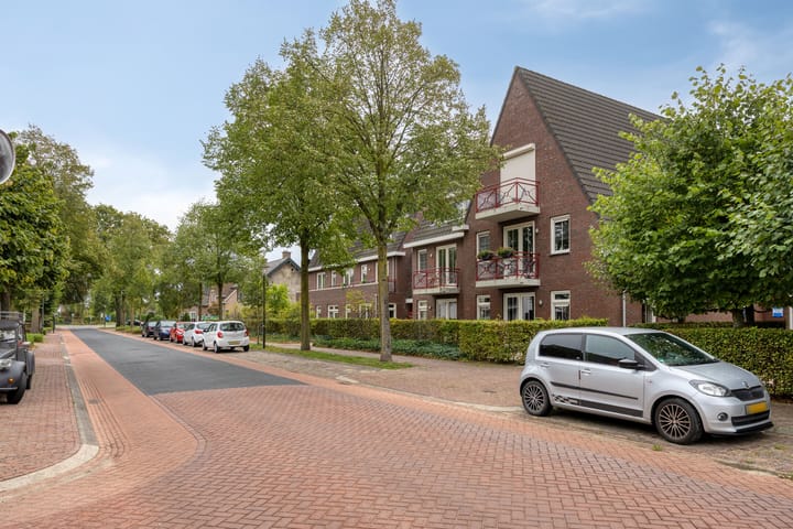 Foto 27 van Kerkeind 13-D