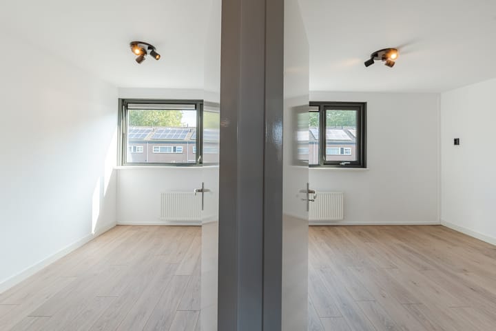 Foto 21 van De Kroon 180