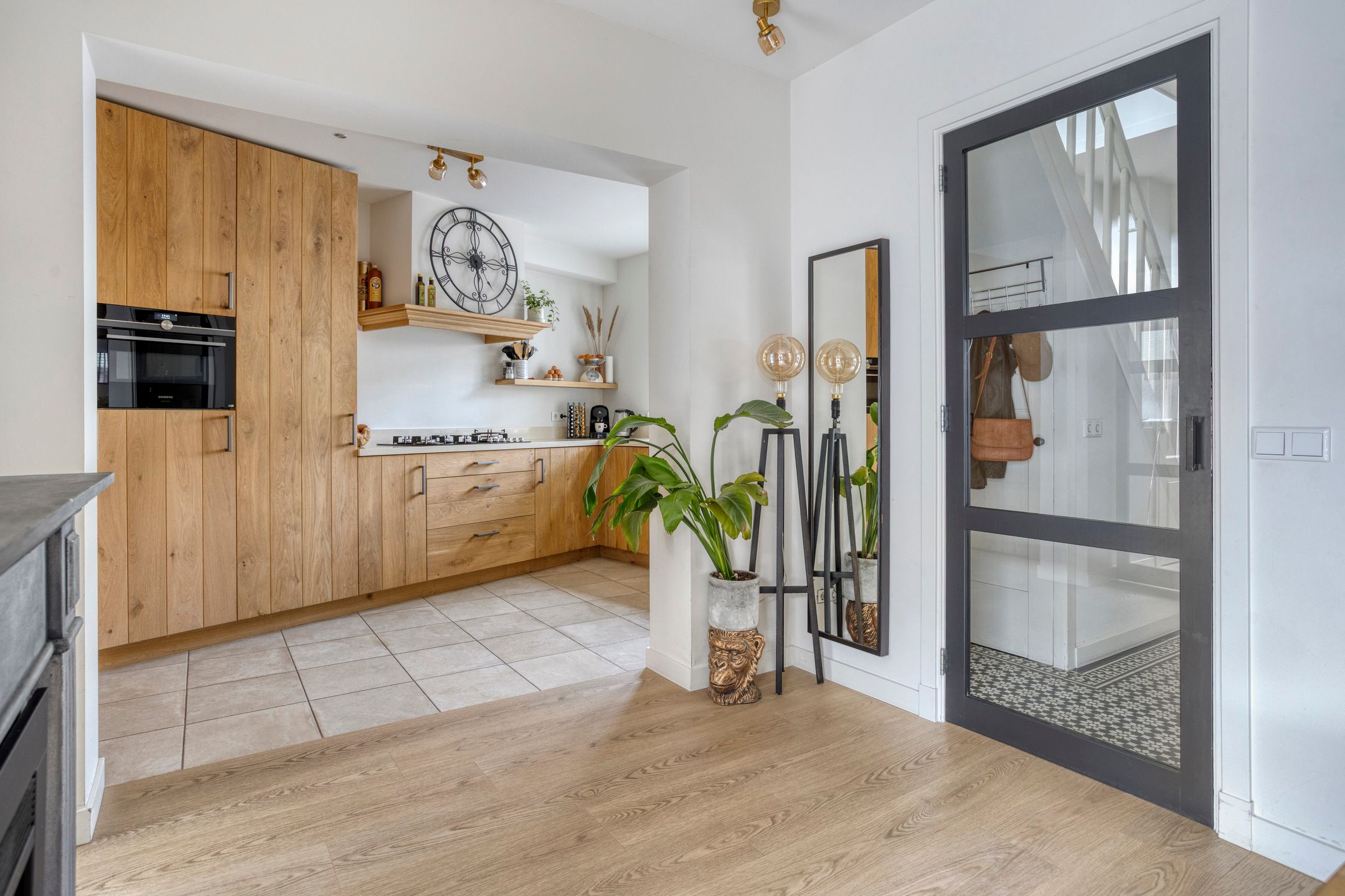 Photo 3 of Van der Aastraat 25