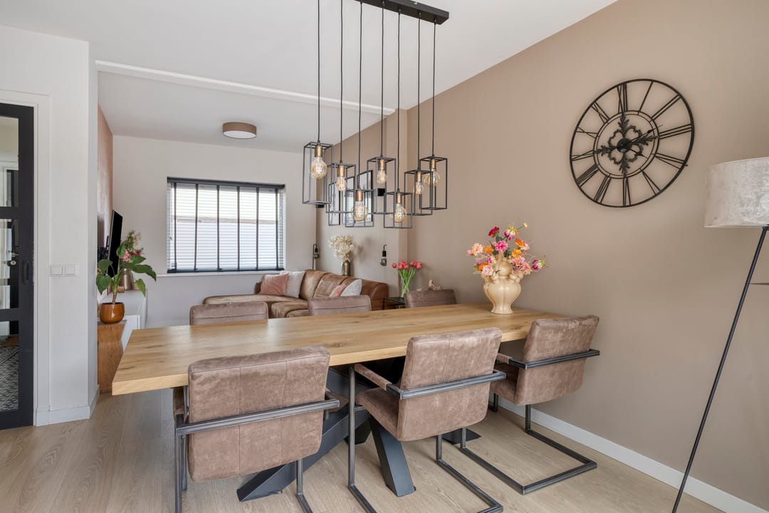 Photo 13 of Van der Aastraat 25