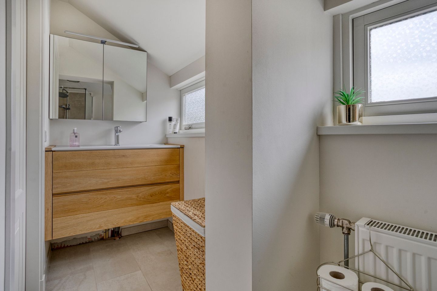 Photo 29 of Van der Aastraat 25