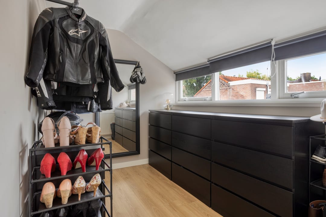 Photo 32 of Van der Aastraat 25