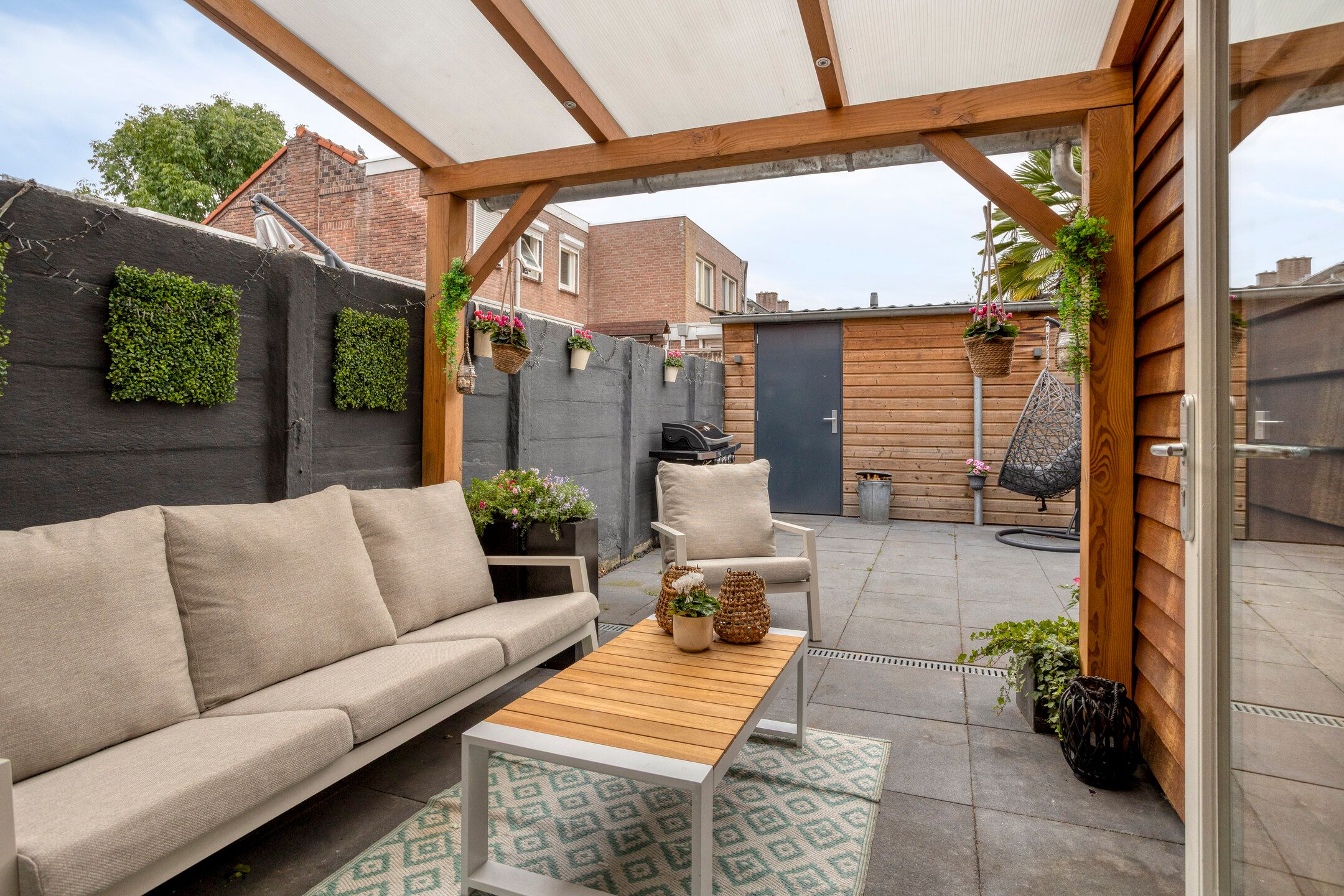 Photo 33 of Van der Aastraat 25