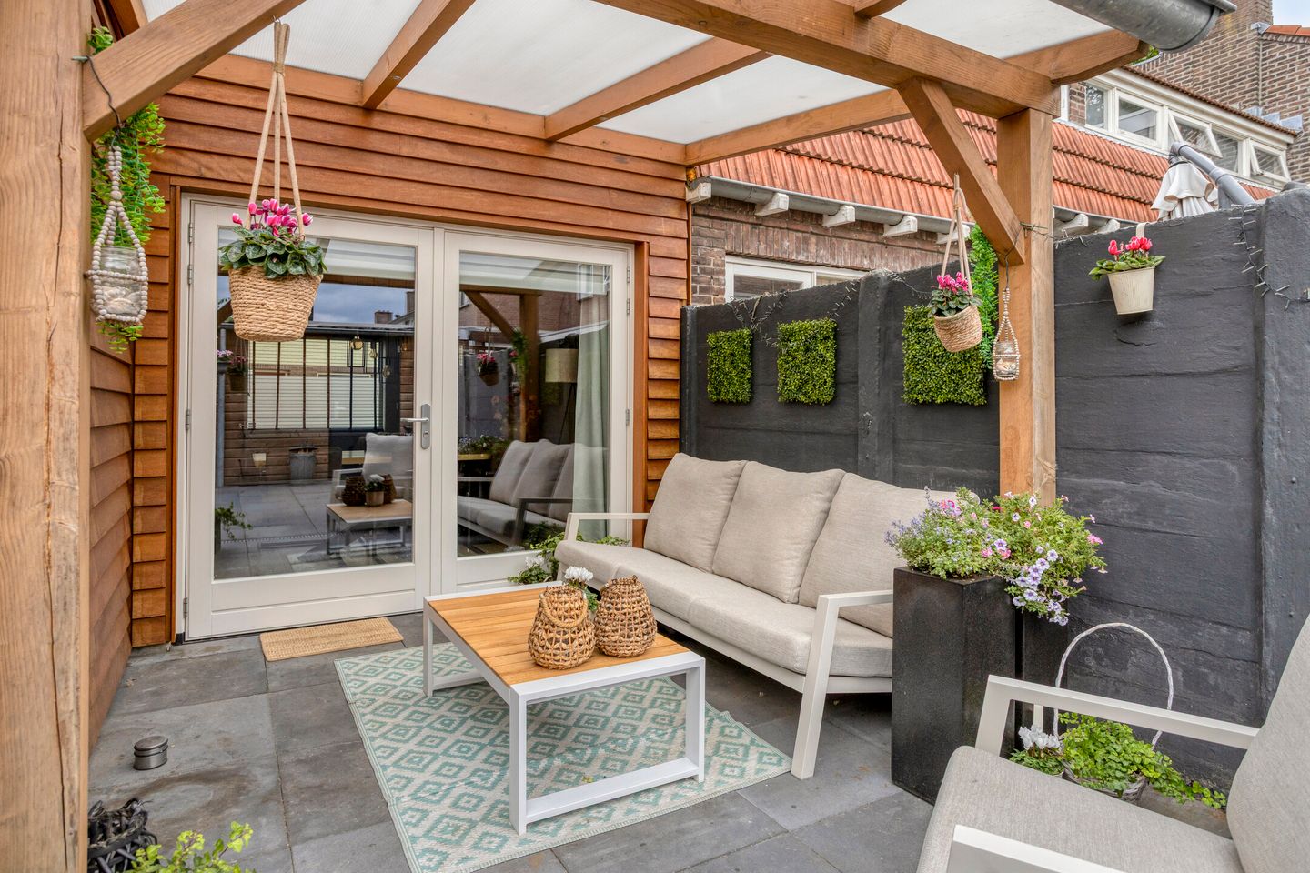 Photo 34 of Van der Aastraat 25