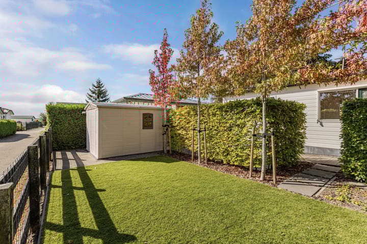 Photo 5 of Venelaan 7-47