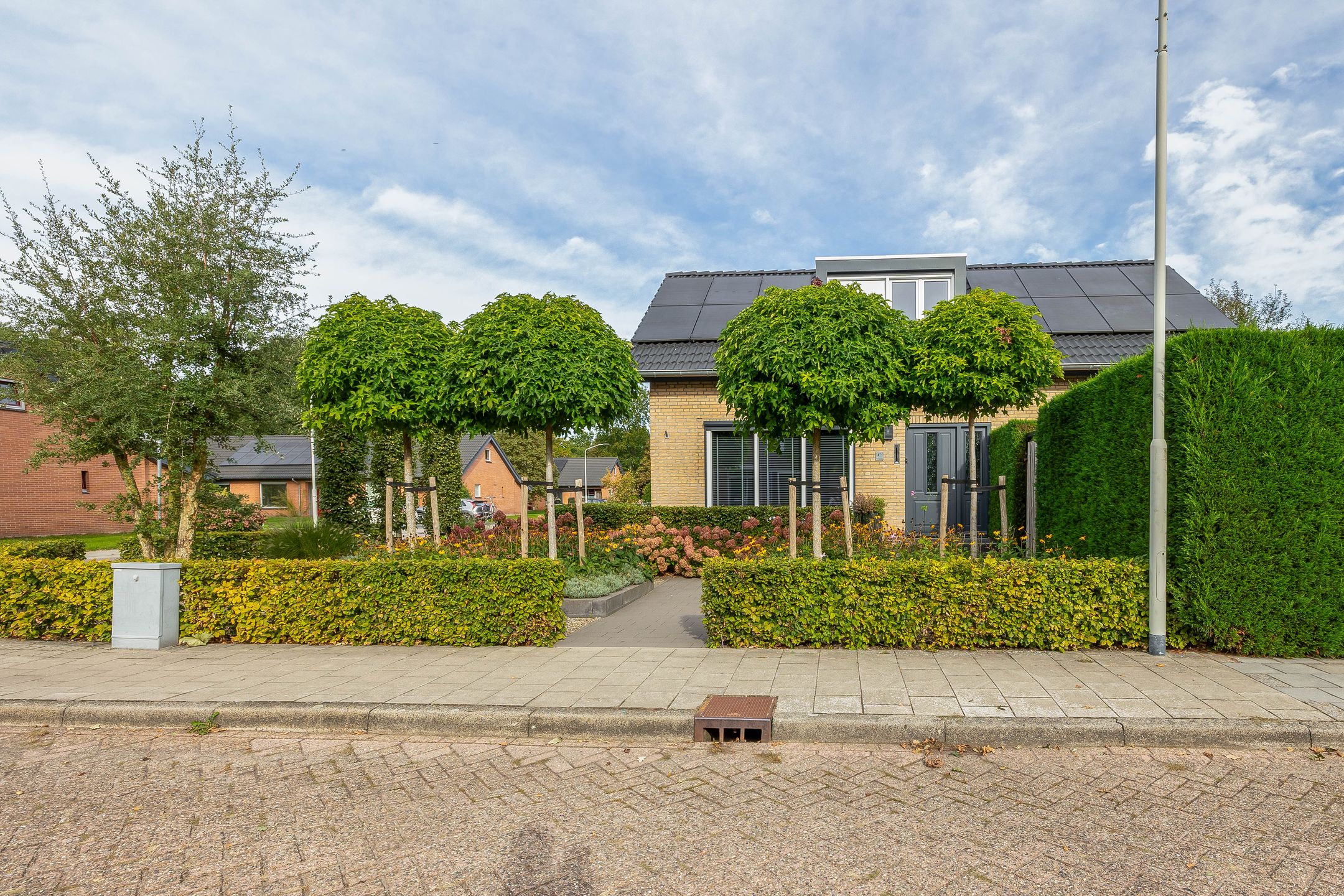 Photo 36 of Dominee Swaluestraat 4