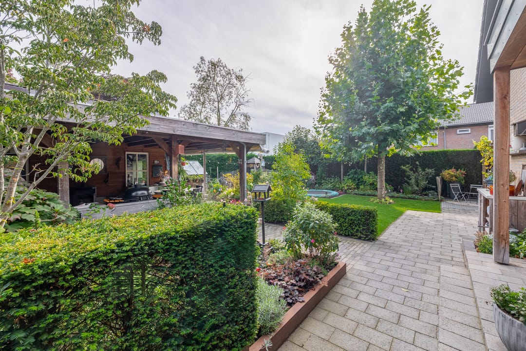 Photo 38 of Dominee Swaluestraat 4