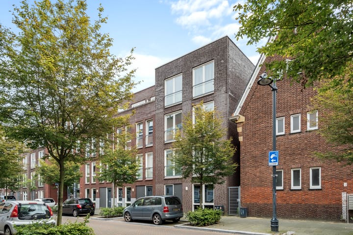 Foto 2 van Meerten Verhoffstraat 8-B