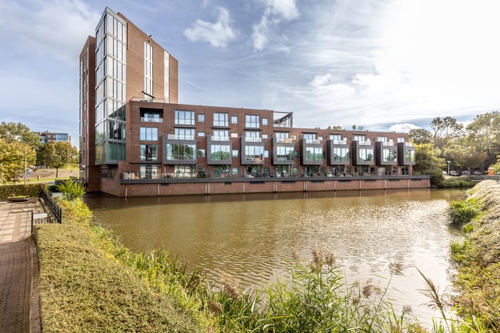 Foto 1 van Stationsplein 26