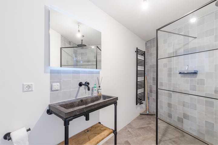 Foto 17 van Czarinastraat 37-C