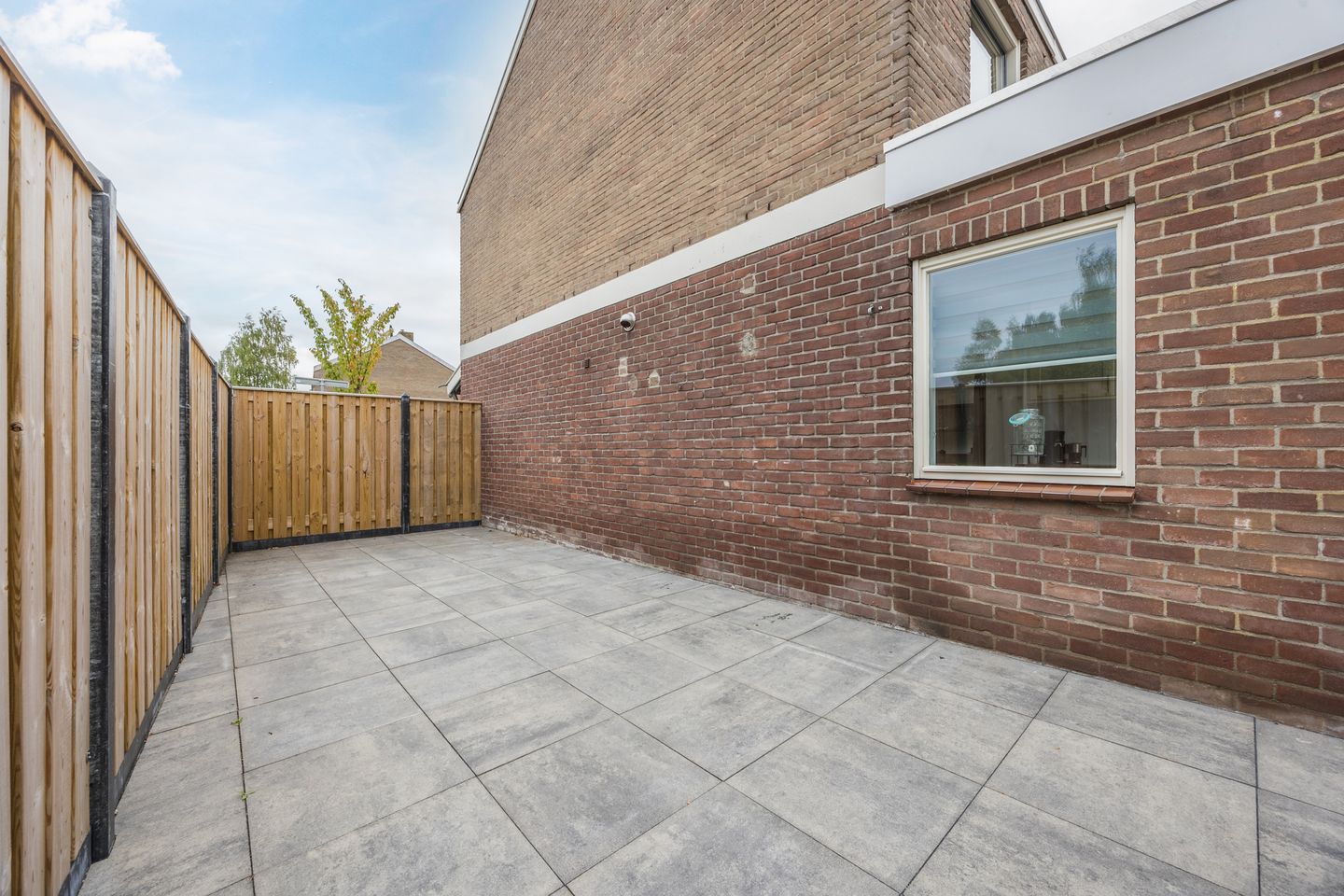 Photo 40 of Stijn Streuvelslaan 25