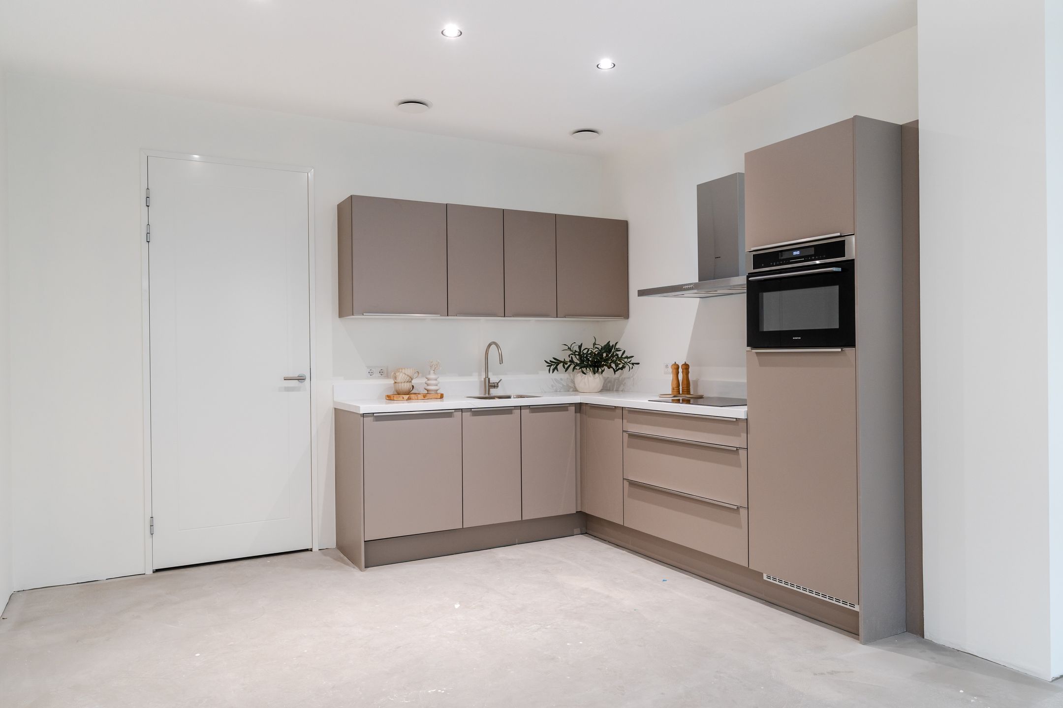 Foto 3 van Raadhuisplein 2