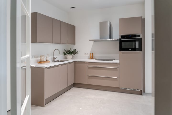 Foto 9 van Raadhuisplein 2