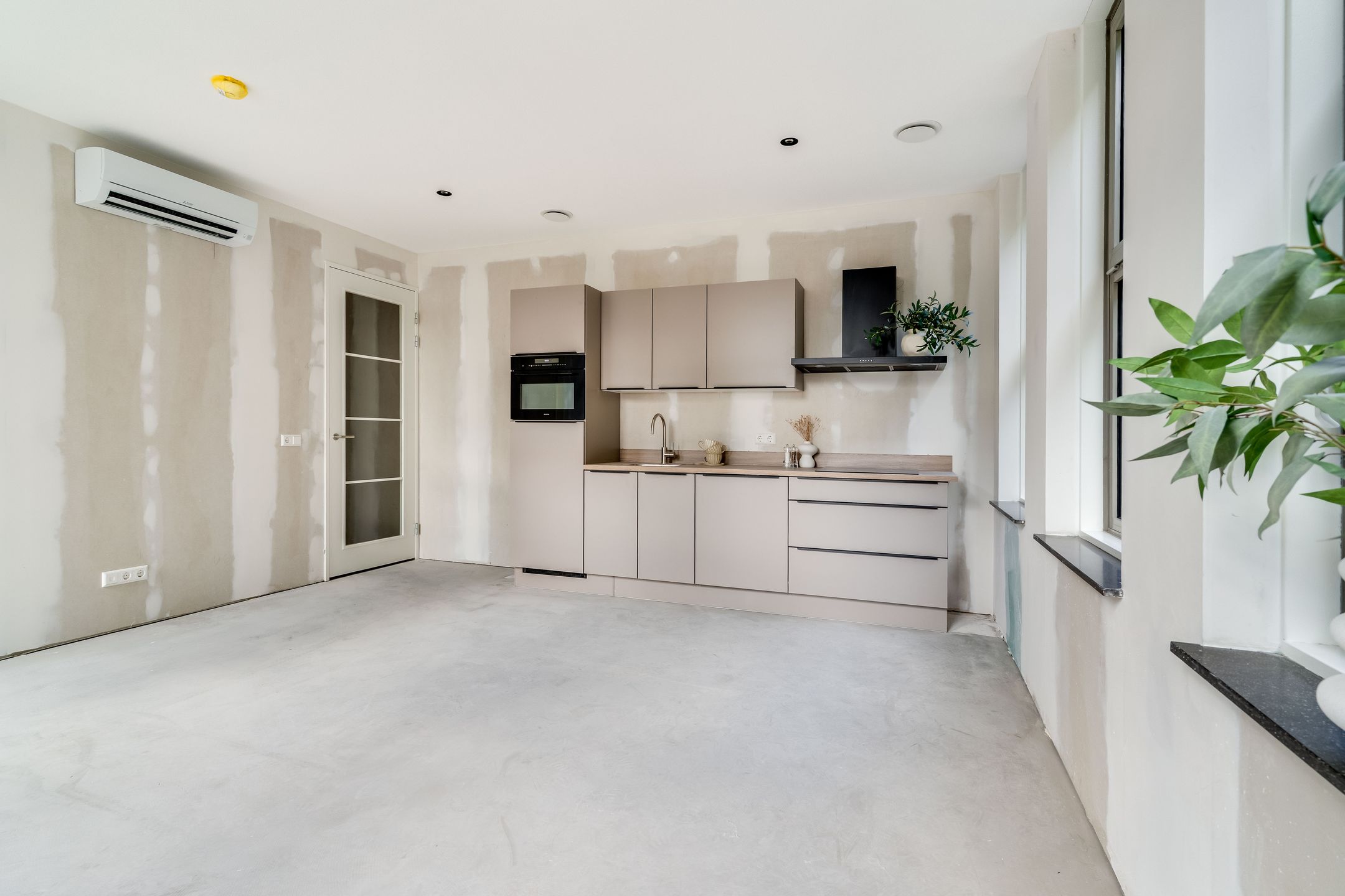 Foto 3 van Raadhuisplein 22