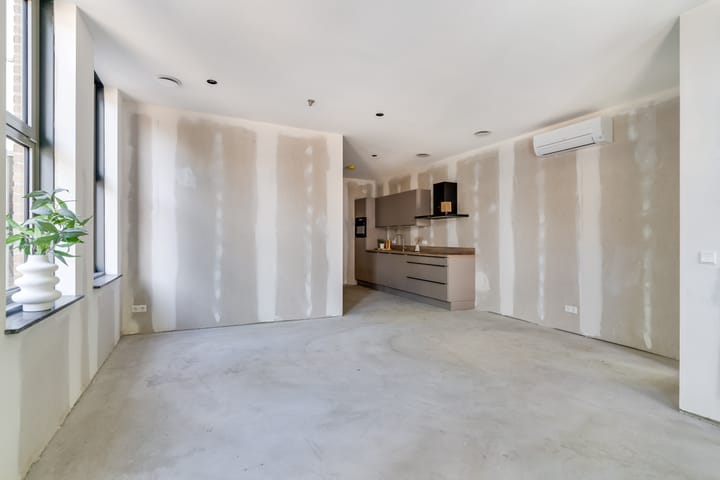 Photo 5 of Raadhuisplein 52