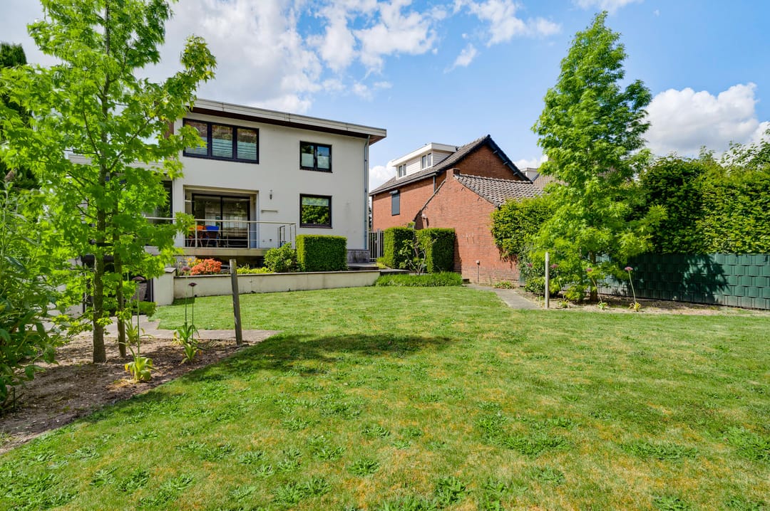 Photo 22 of Dr Poelsstraat 9