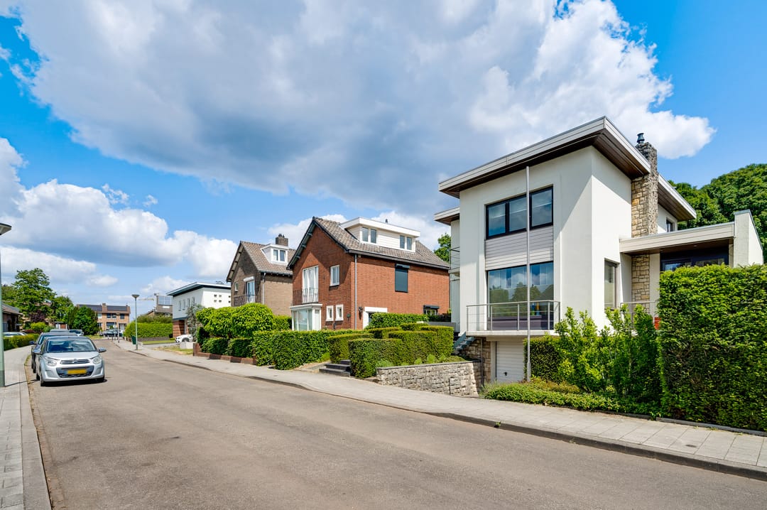 Photo 28 of Dr Poelsstraat 9