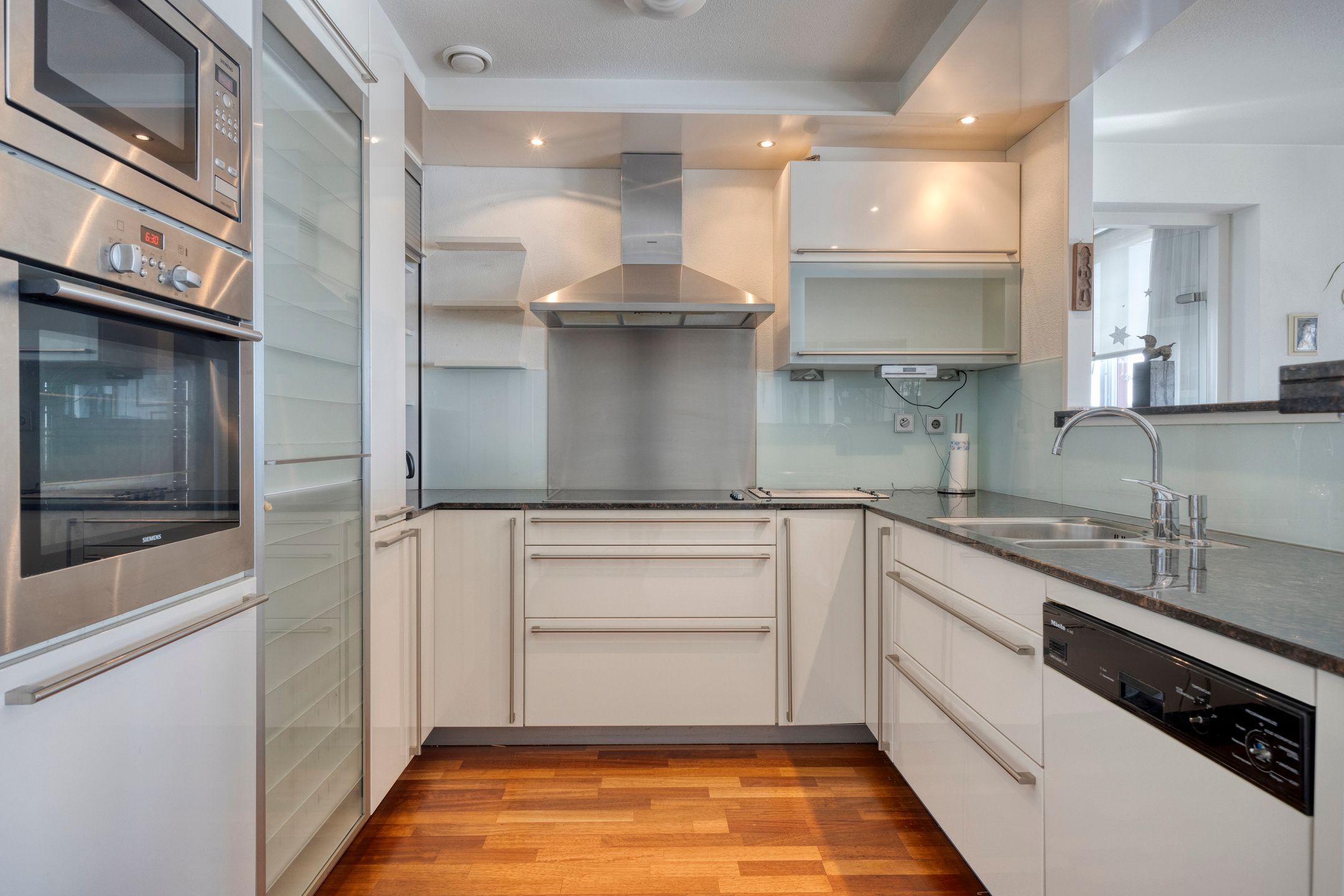 Foto 15 van Valkenburgerweg 144-A