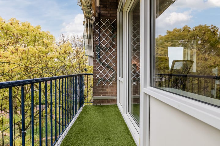 Photo 12 of Heidevenstraat 145