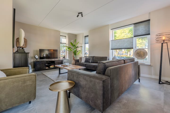 Foto 12 van Menso Altinghof 10