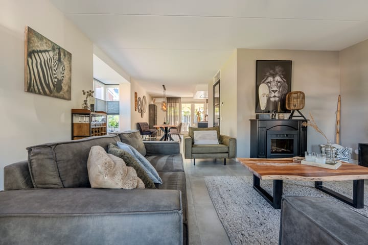 Foto 14 van Menso Altinghof 10