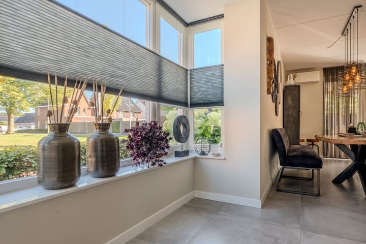 Foto 16 van Menso Altinghof 10