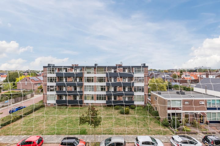 Photo 25 of Heidevenstraat 145